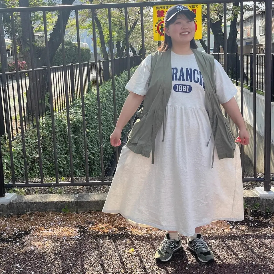 大きいサイズ ぽっちゃりさんの為に作った 綿100％ ロゴ入り ギャザー