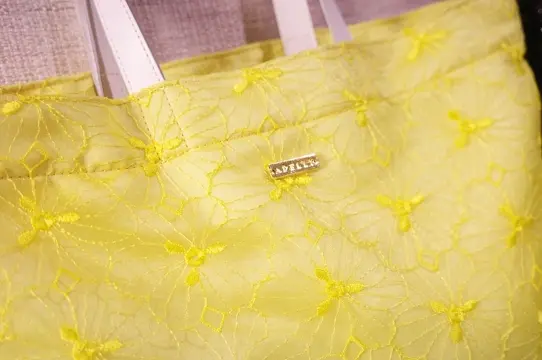 ADELLY アデリー　刺繍　バッグ EMBROIDERY TOTE BAG | NEW | ADELLY ONLINE SHOP