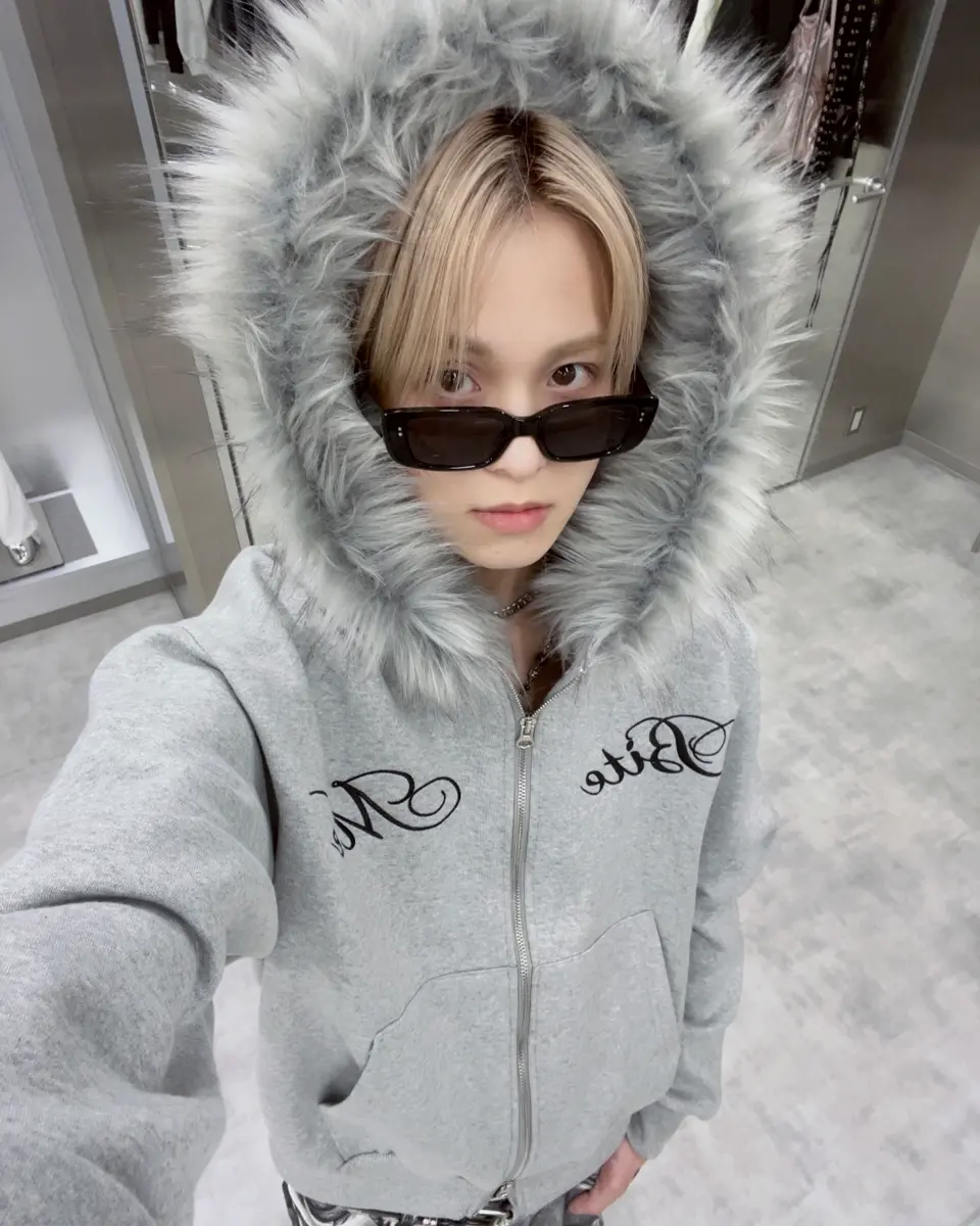 nmtc +】embroidery fur zip up hoodie (2color) | OUR BRAND,nmtc +