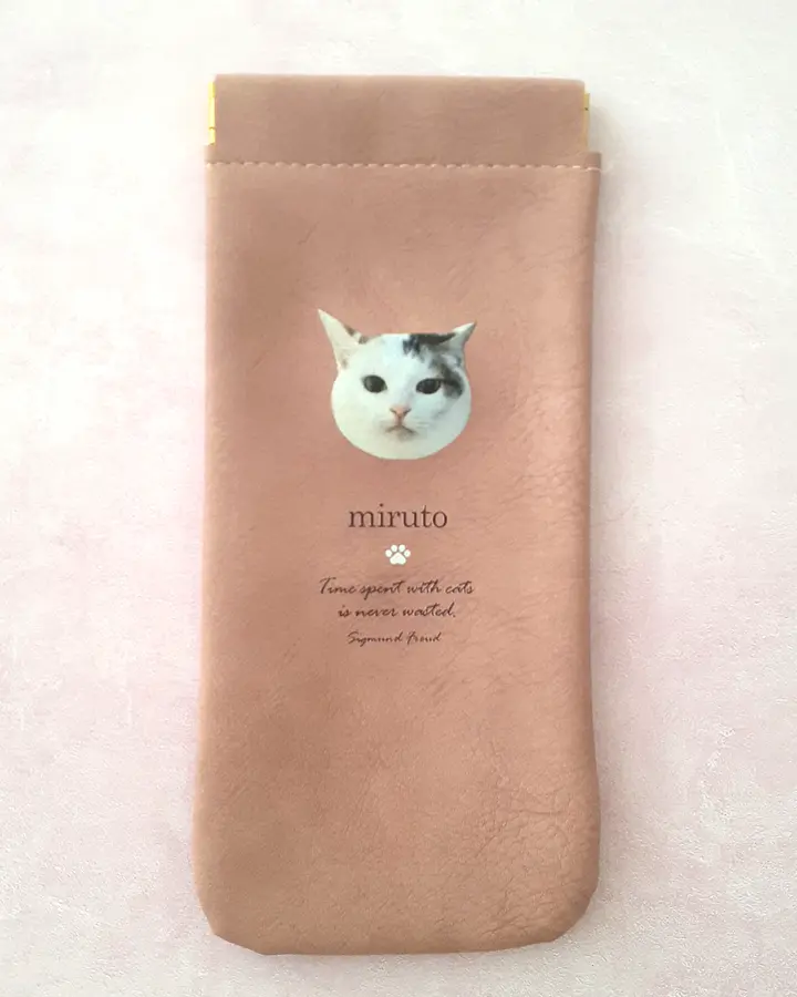 ねこかぞく ｜ 愛猫のオリジナルグッズが簡単に作れる