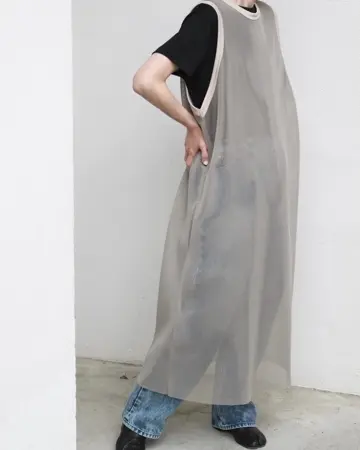 HYKE ハイク　メッシュ ベスト　ホワイト HYKE ハイク 24SS 11362 CROCHETED CROPPED SWEATER TOP
