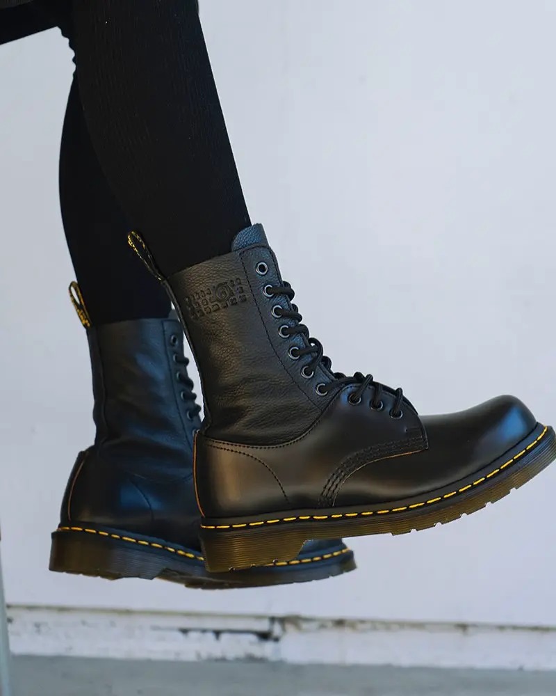 MM6 Maison Margiela◆x Dr. Martens 1490 10アイ レザーブーツ MM6 Margiela × Dr.martens 1490 ブーツ UK9
