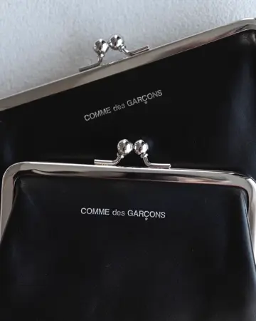 コインケース・小銭入れ COMME des GARCONS 'Kiss Clasp' purse 18087394603540672_1_t_360.webp
