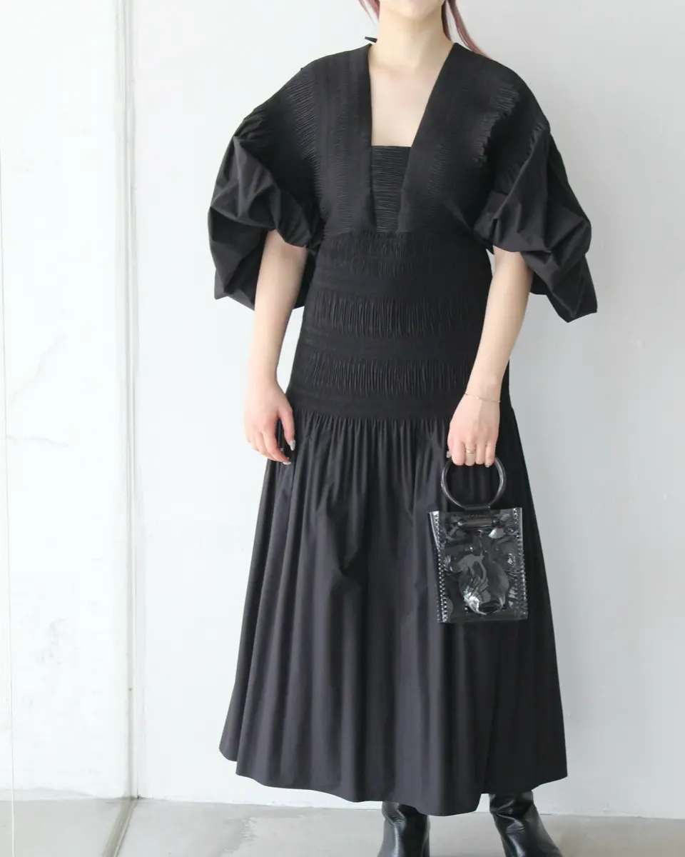注目■Mame Kurogouchi■人気 マイクロプリーツボリュームドレス Micro Pleats Volume Dress-ミクロプリーツボリュームドレス