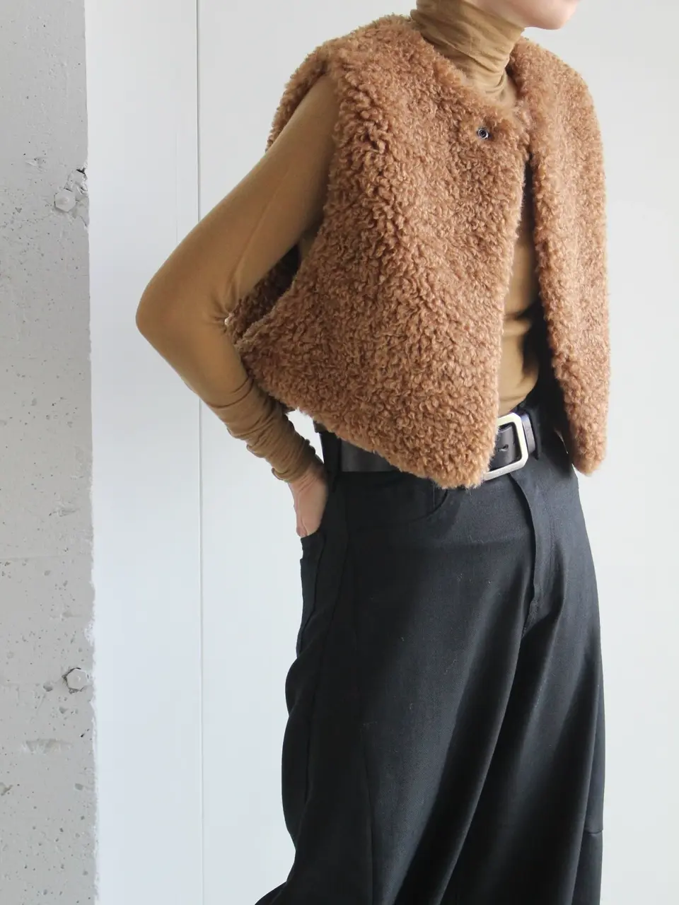 【新品未使用】HYKE 2020SS LOOK4 BELT ベルト 新品未使用】HYKE 2020SS LOOK4 BELT ベルト