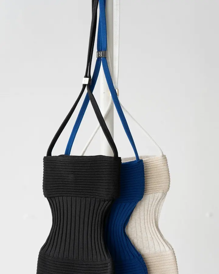 CFCL サコッシュ ブラック ラメ STRATA GLITTER SACOCHE BAG-ストラタグリッターサコッシュバッグ-CFCL