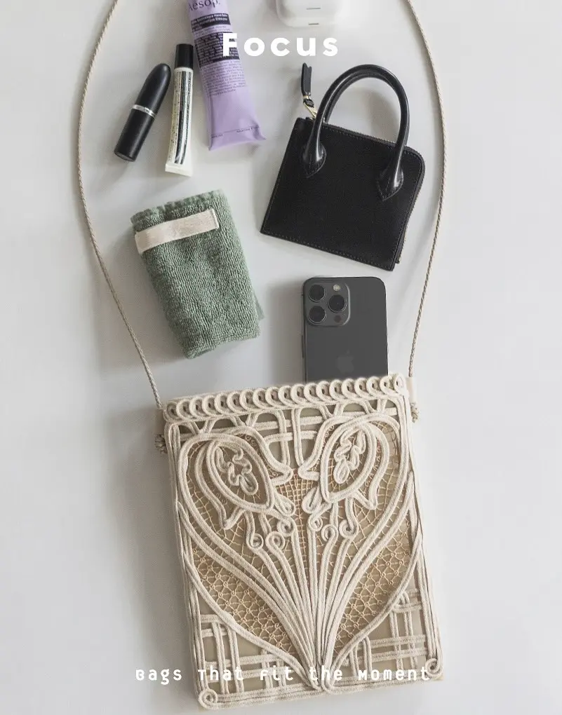 バッグ mame / Cording Embroidery Pouch / beige Cording Embroidery Pouch With Leather Strap - beige - Mame Kurogouchi