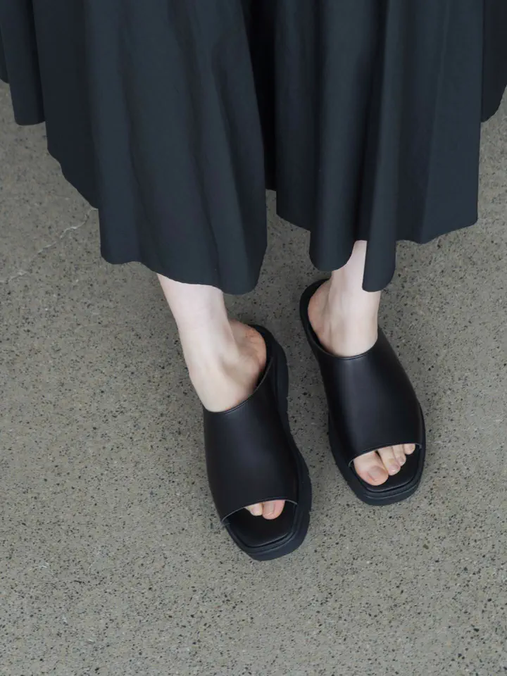 VAMP SANDALS-ヴァンプサンダル-BEAUTIFUL SHOES（ビューティフル