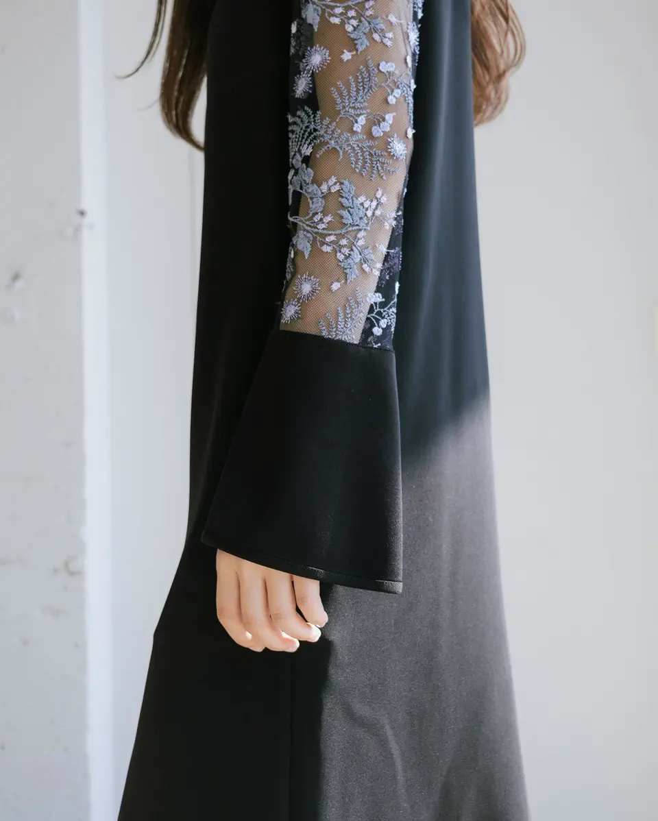 Tulle lace sleeve classic dress チュールレーススリーブドレス-Mame
