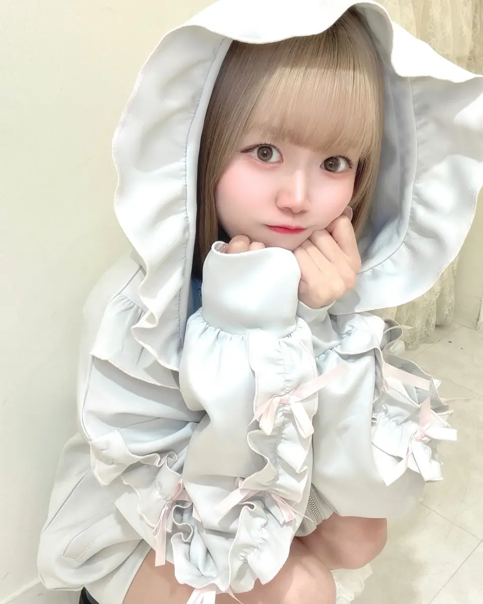 Lovilyn（ラヴィリン）の「フリルリボンジャージ(セットアップ可