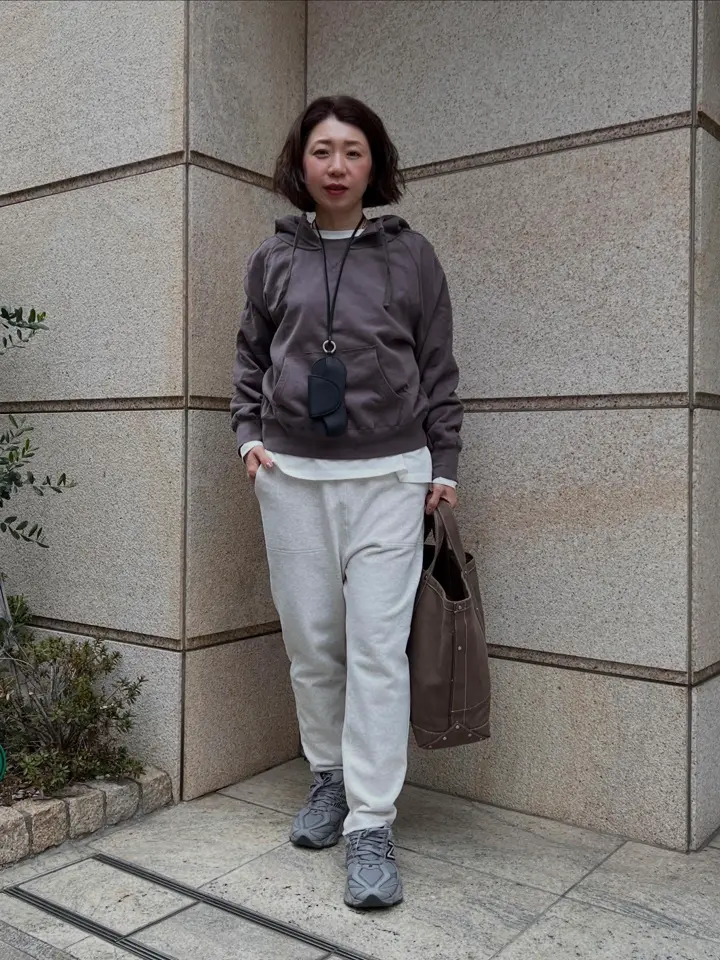 クルーネックコットンロングTシャツ | Lazo_N33°（ラソエヌサーティ