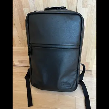 撥水レザー｜イライラを解消する“上下2部屋構造”リュック【seowU