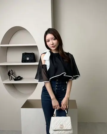 LIP SERVICE（リップサービス）｜ HWスリットフレアdenim パンツ