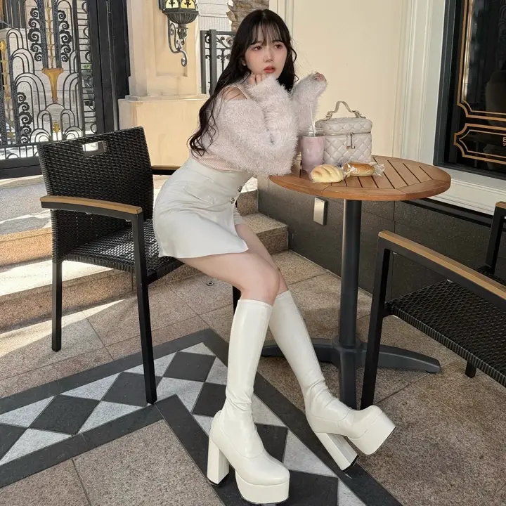 新品タグ付き リップサービス バイカラーキルティング中綿コート アイボリー バイカラーキルティング中綿コート（ダウンジャケット/コート