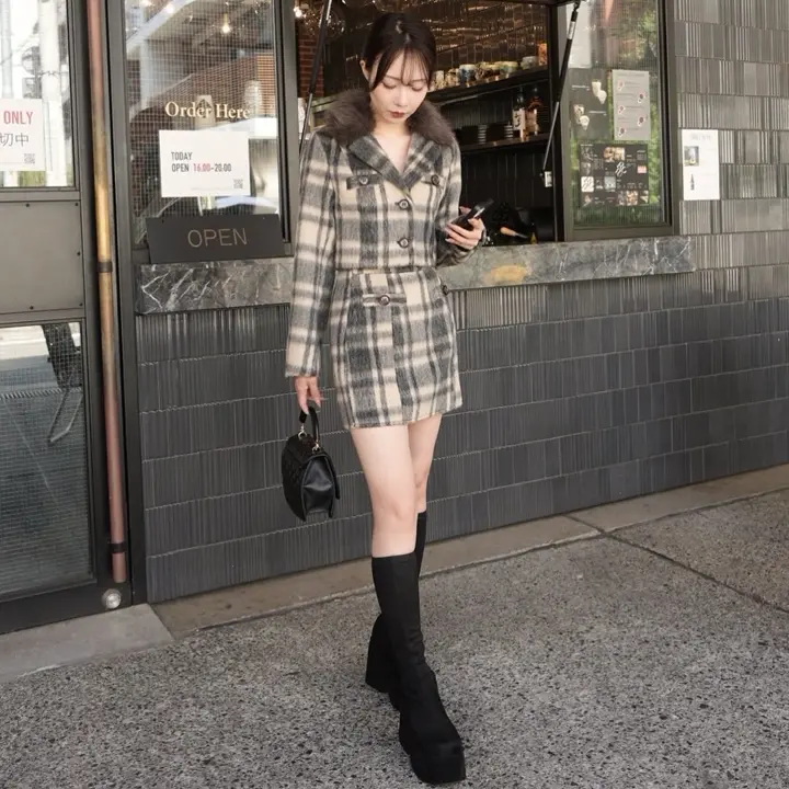 赤リップとリップコート セット❣️ 赤いパッケージが印象的。トム フォード ビューティの「ラブ