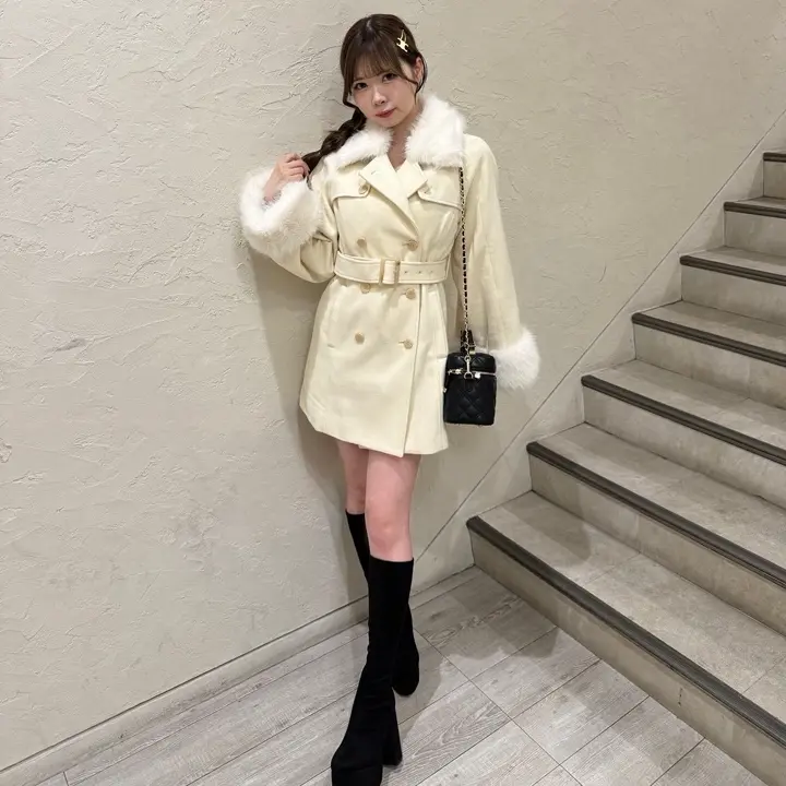 LIP SERVICE（リップサービス）｜ ケープライクフレアスリーブコート