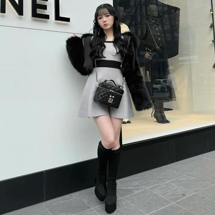 LIP SERVICE（リップサービス）｜ バックリボンバイカラーフレア