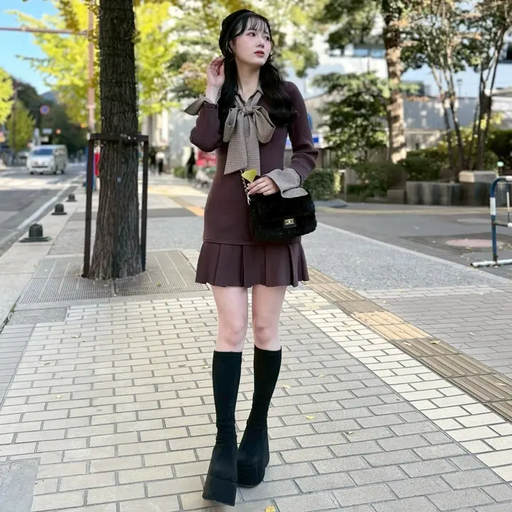 LIP SERVICE（リップサービス）｜ フロントZIPニットプリーツ