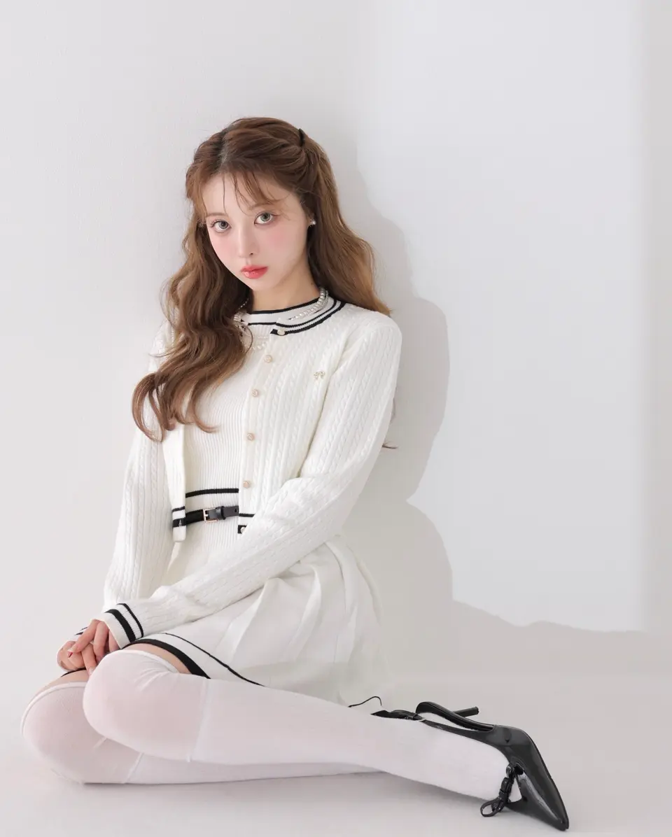 エムミーエメ エムエメ m me eme M me eme