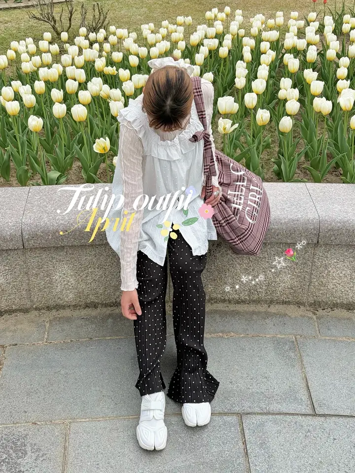 GUCCI2019AWファッションショー限定品　花柄プリントパンツ 32 GUCCI - 美品▽GUCCI グッチ 624399 シルク100% GG柄 花柄 ハーフ
