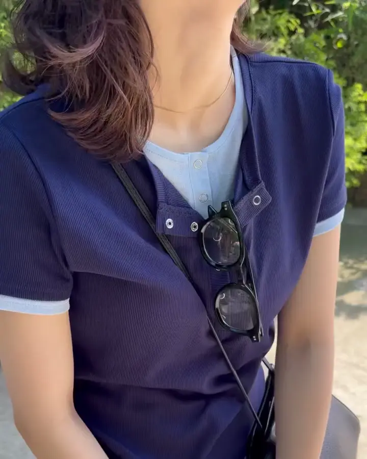 レイヤード風ヘンリーネックTシャツ - ベルーナ【公式】