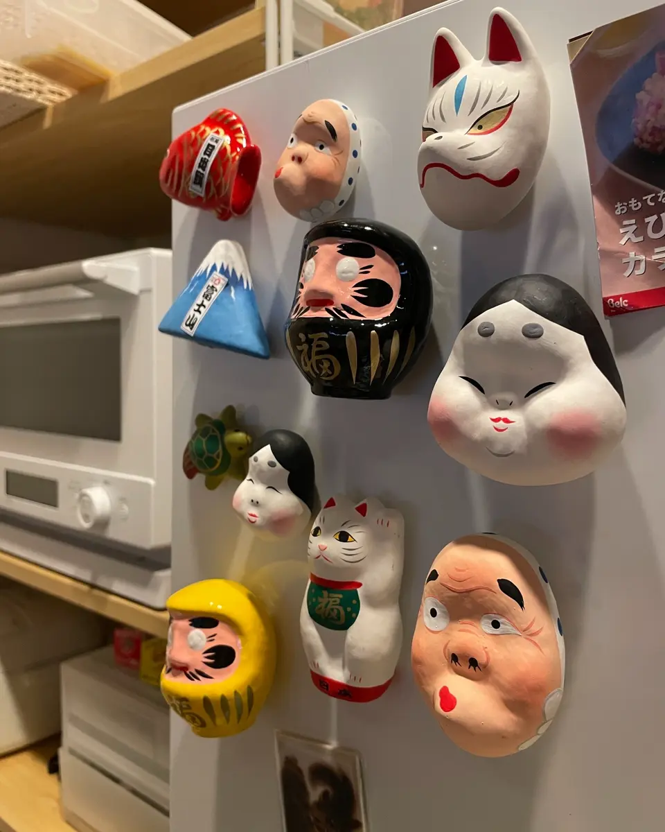 張り子マグネット だるま（黄） - ハリコ オンライン