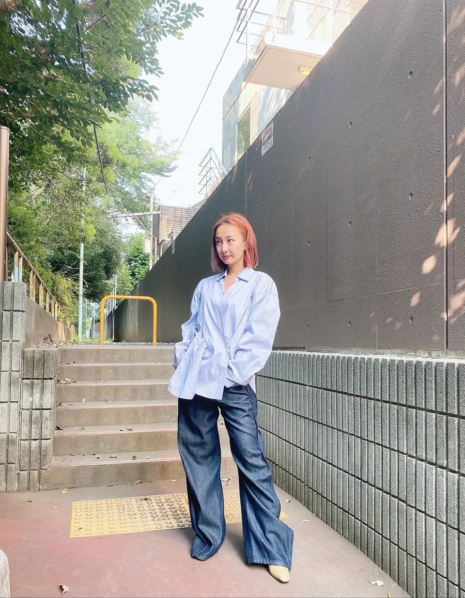 トーガビリリース stripe frill shirt (ネイビー/Ｍ) トーガビリリース stripe frill shirt (ネイビー/M)