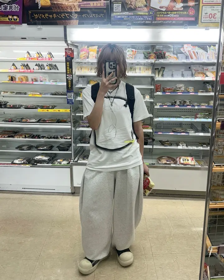 オーダー受付可能デニム 即納】ステッチボタンフライカーブデニムパンツ TO1114 – YOLO