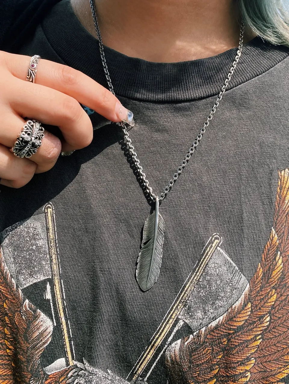 フェザー(右向き) シルバー925製ペンダントトップ｜Silver