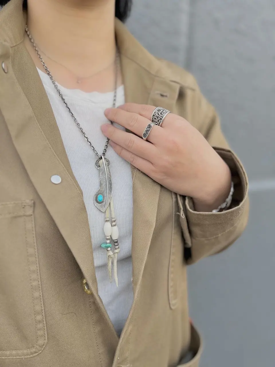 フェザー(右向き) 天然石スリーピングビューティーターコイズ シルバー