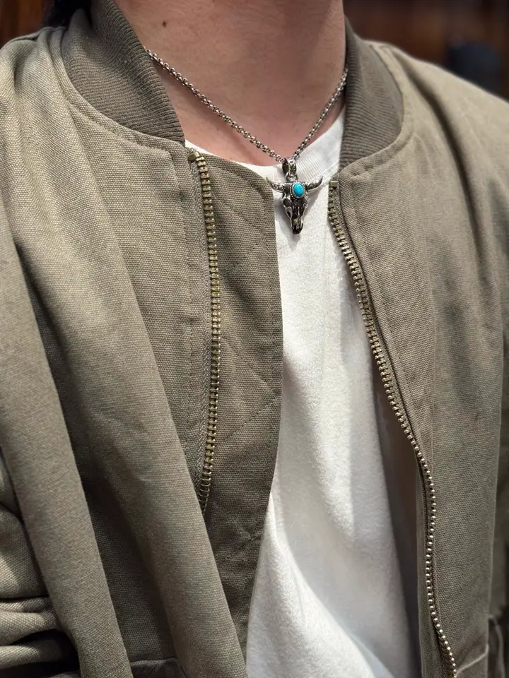 バッファロースカル アラベスク 天然石ターコイズ ストーンペンダント