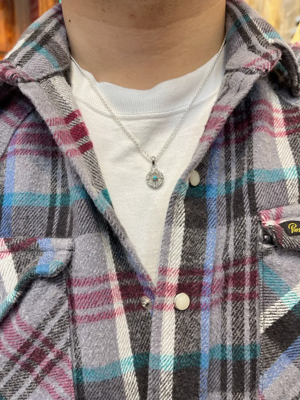 12月誕生石ターコイズ ラウンド ペンダント/サンシンボル/アラベスク