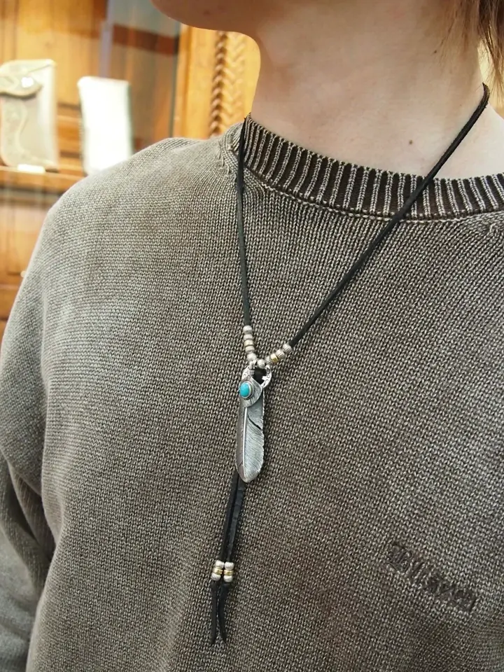 SAAD サード ターコイズ ストーン フェザー ペンダント シルバー925 フェザー(左向き) 天然石ターコイズ シルバー925 オキシダイズ