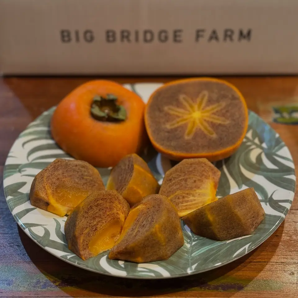 ⭐︎希少⭐︎ 黒柿　衝立　入手困難品 新潟直送計画】新潟県産 ごま八珍柿（種なし） – BIG BRIDGE FARM