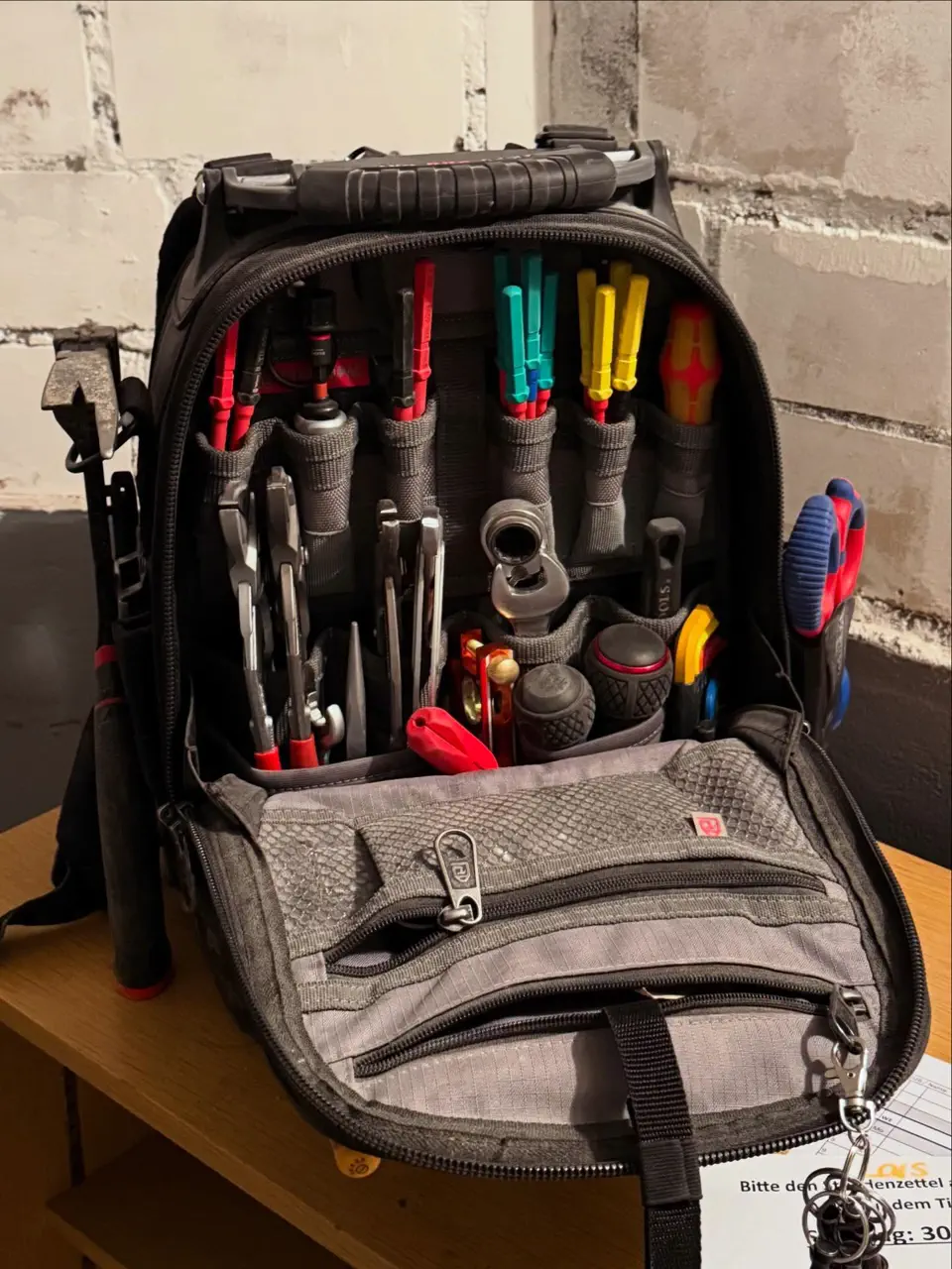 TECH PAC MC BLACK OUT – VETO PRO PAC JAPAN