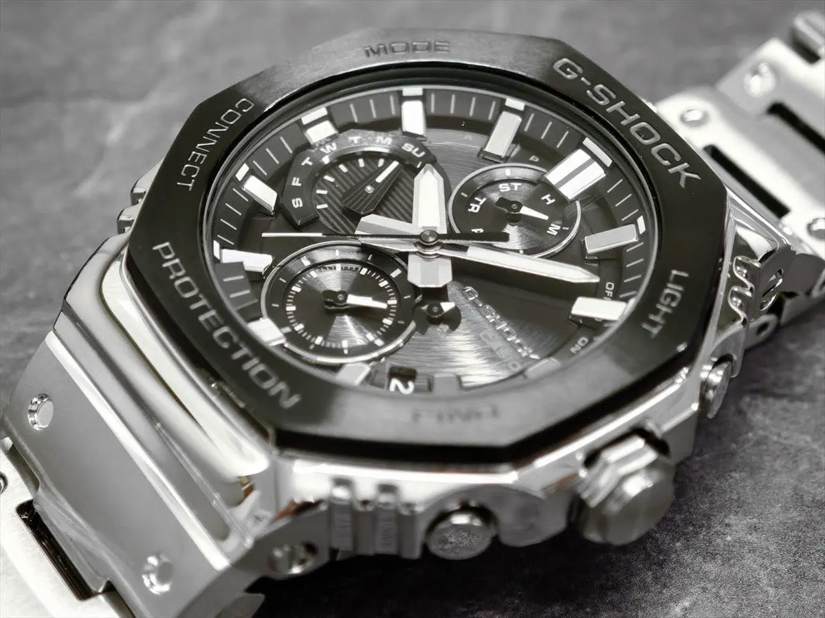 G-SHOCK 葛飾北斎 神奈川沖浪裏DW-5600KHK24-1JR カシオ Gショック 葛飾北斎 神奈川沖浪裏 DW-5600KHK24-1JR 日本