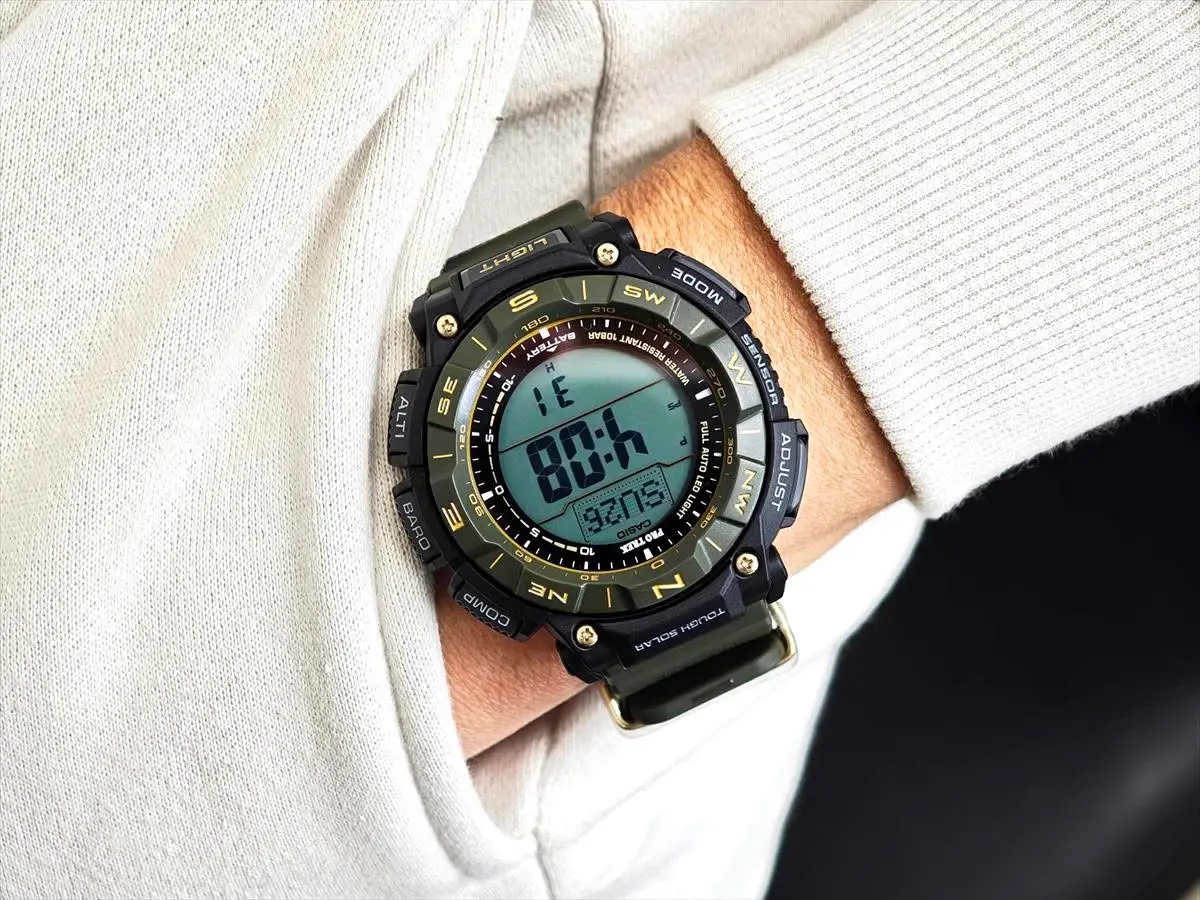 カシオ Gショック 葛飾北斎 神奈川沖浪裏 DW-5600KHK24-1JR 日本 JAPAN