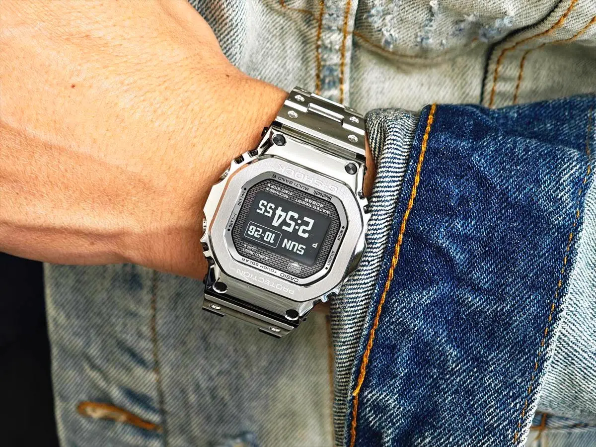 カシオ Gショック 葛飾北斎 神奈川沖浪裏 DW-5600KHK24-1JR 日本 JAPAN