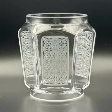 江戸切子　銘灯　ガラスホヤ　クリア3面菊繋ぎ 江戸切子 銘灯 ガラスホヤ クリア3面菊繋ぎ 江戸切子 銘灯 ガラスホヤ