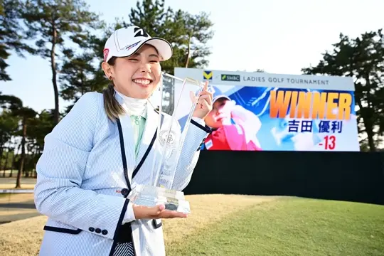 美品トミーヒルフィガーゴルフ　バックプリーツスカート　吉田優利プロ着用モデル 吉田優利、トミーヒルフィガーゴルフ2025年ウェア撮影の舞台裏