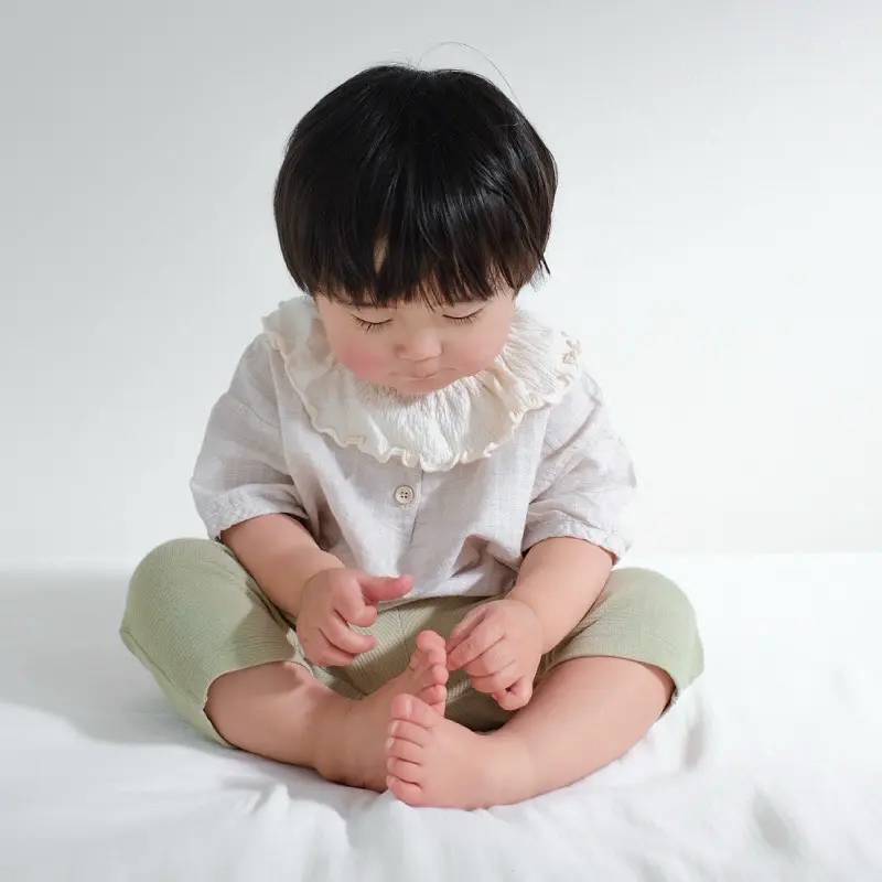 つけ襟風スタイ- 日本製の新生児肌着・ベビー服・ベビーアイテム