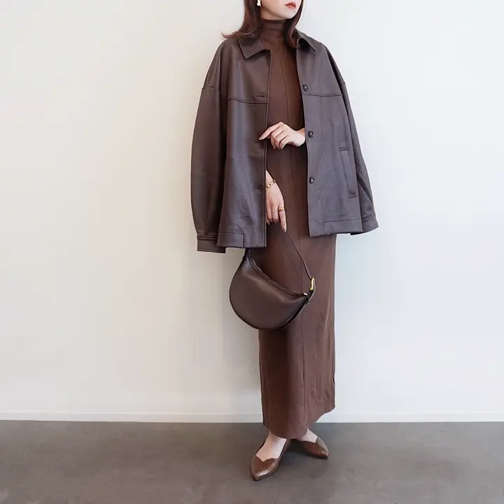 日本未上陸フランスブランド 赤 トレンチコート ウエストベルト付き 撥