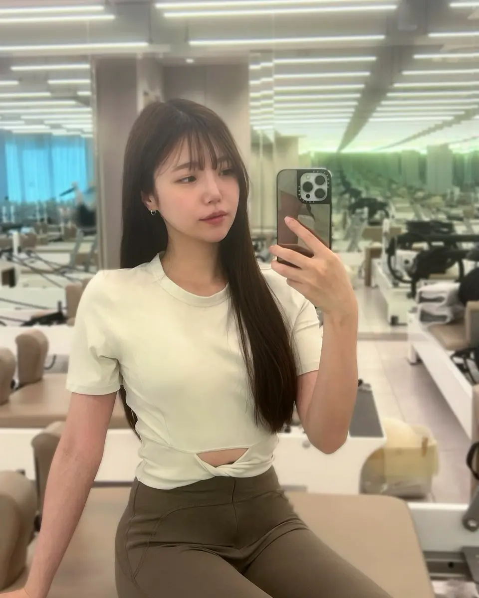 ヨガウェア クロップド丈 半袖