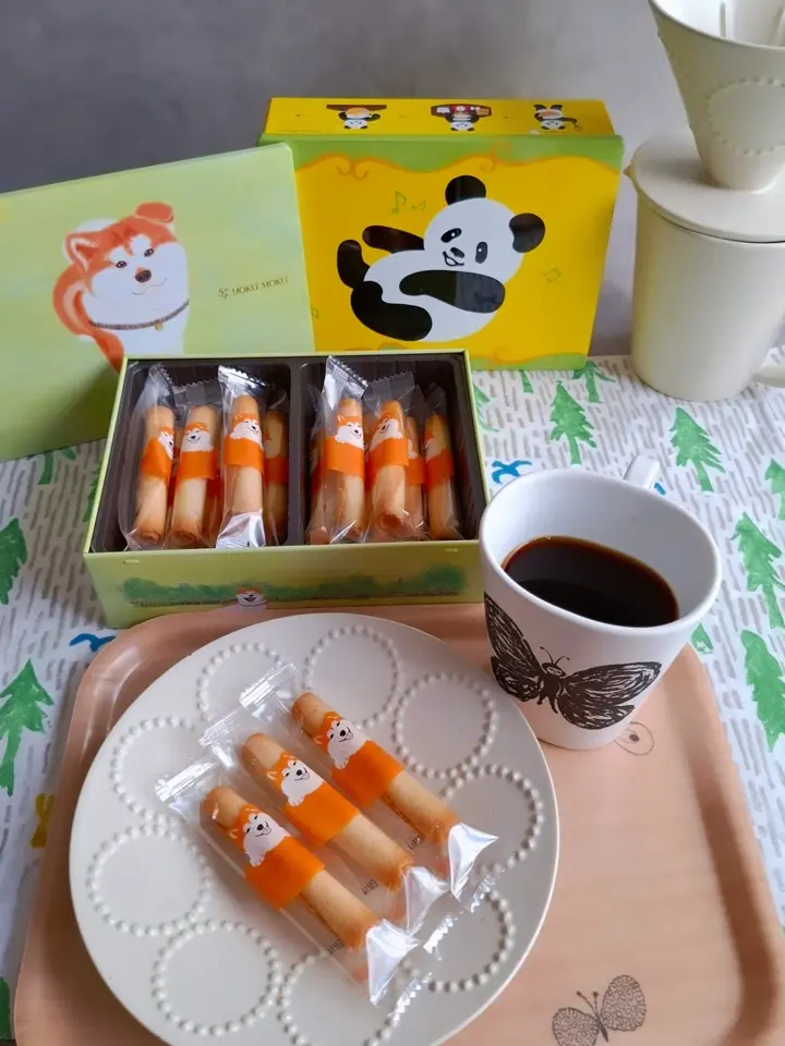 16本入り】ハチ公 プティ シガール | YOKUMOKU ヨックモック 公式