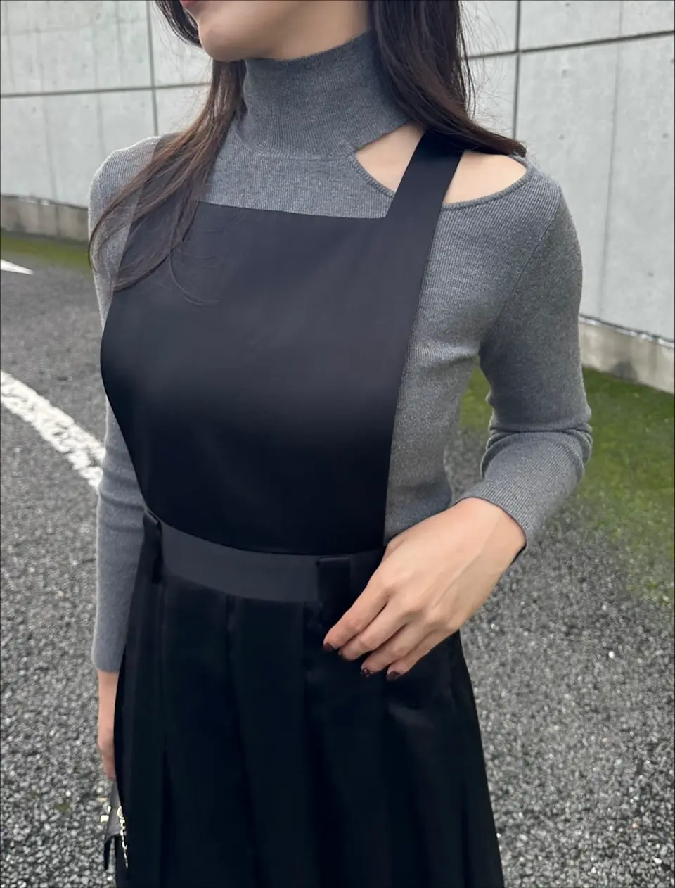 シーニュCygne ワンショルダーオープンニット elle ブラック ワンショルダーオープンニット elle｜Cygne(シーニュ) 公式サイト