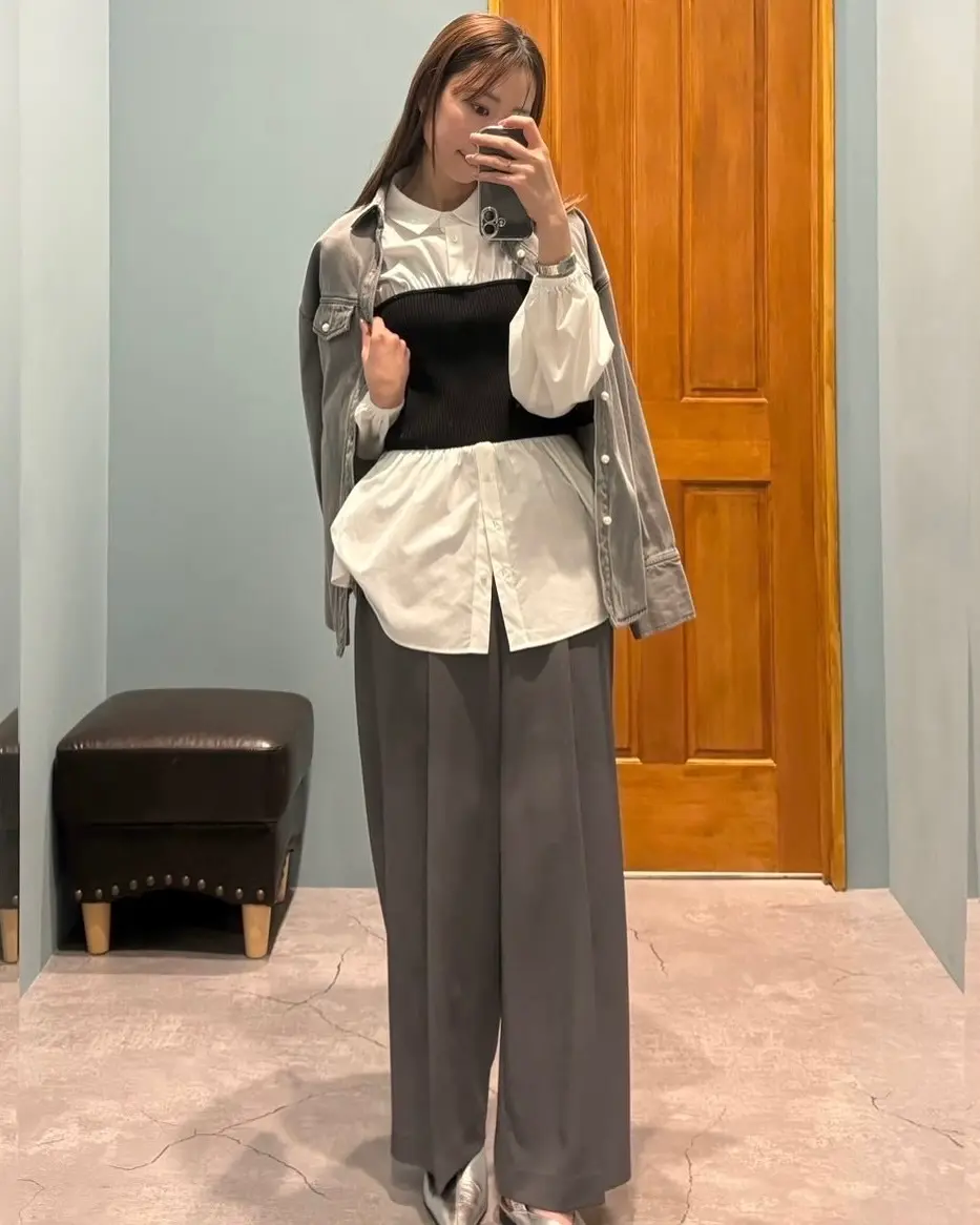 ロージー ROSIEE ニットビスチェドッキングシャツ ブラウス R082733 ホワイト サイズ：F SALE！ROSIEE ロージー ニットビスチェドッキングシャツ R082733