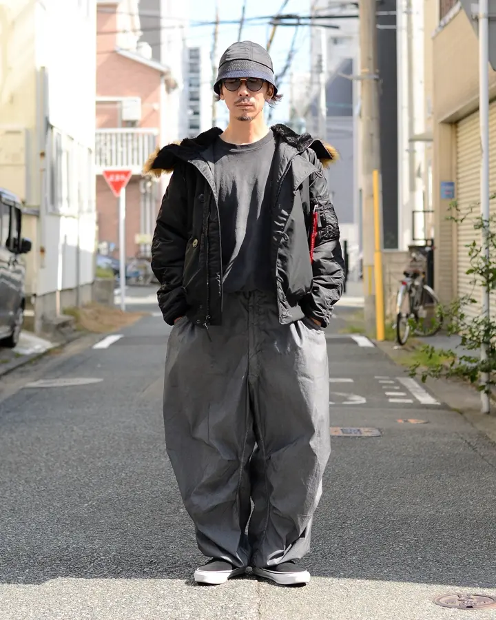 ALPHA INDUSTRIES☆N-2B☆フライトジャケット☆MEDIUM☆Mサイズ☆黒 