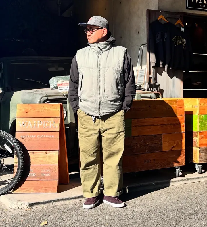 実物 USED イギリス軍 ROYAL NAVY RIG22 FR T/C カーゴパンツ スラント