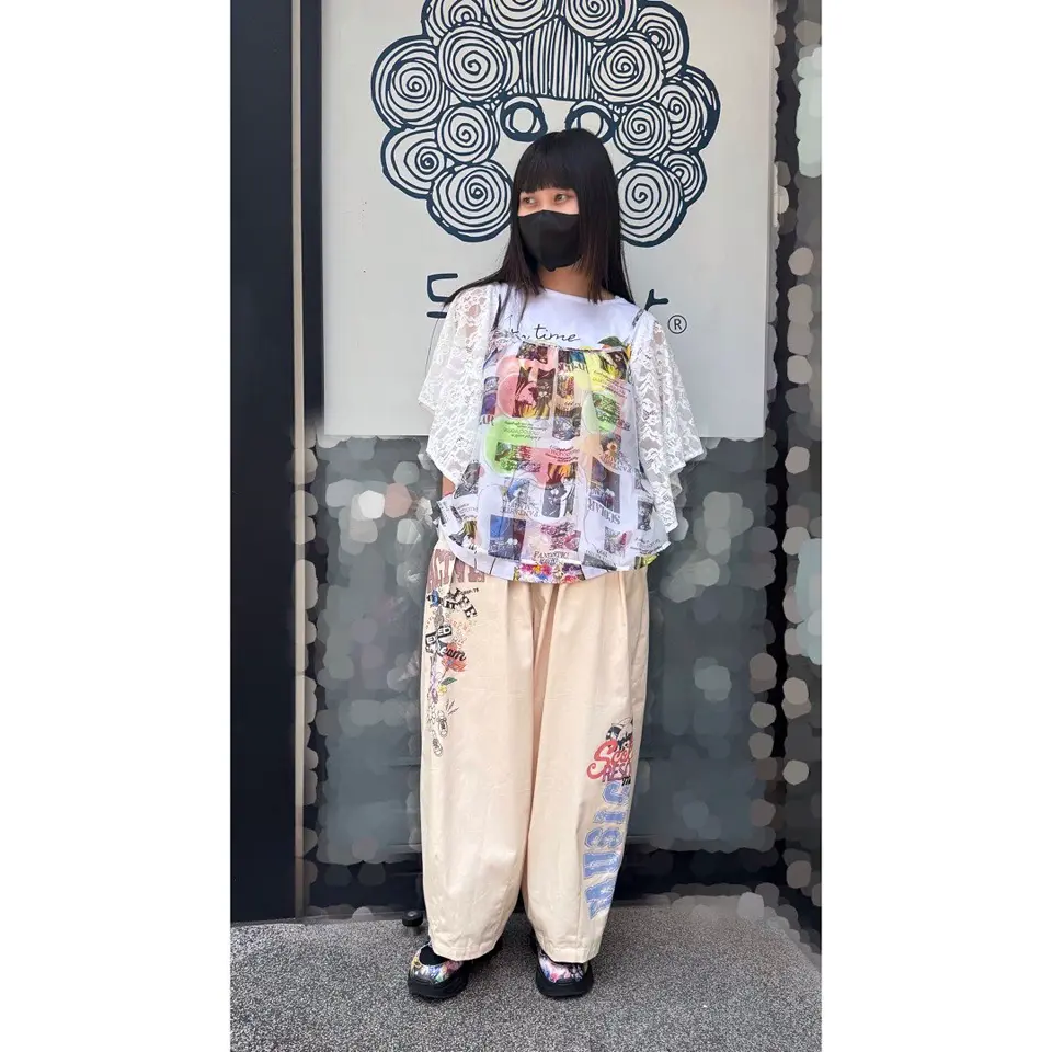 152646：ツイルorデニム スカラープリントパンツの通販-ScoLar