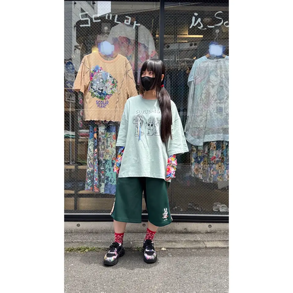 驚きの激安価格 352122：クマとウサギと扇風機Tシャツの通販-ScoLar その他